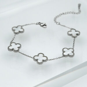 Clover Silver (W)